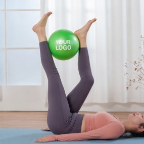 Pilatesball oder Yoga-Übungsball aus PVC mit eigenem Lo...